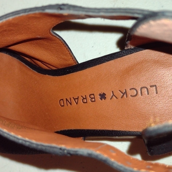 Lucky Brand Barimo Black Leather Cutout Chunk Stacked Heel Peeptoe Shoes size6.5 - Picture 5 of 13